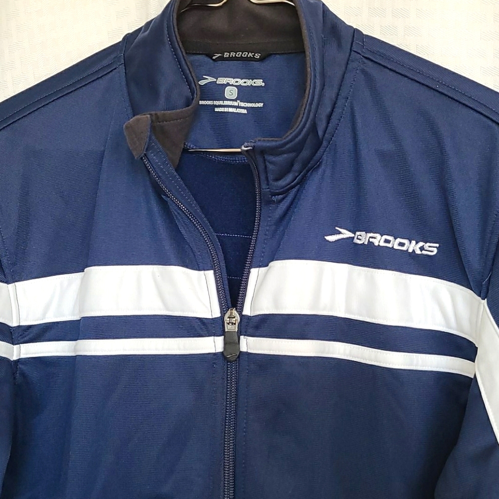 Brooks Equilibrium Technology Jacket Zip Front SM